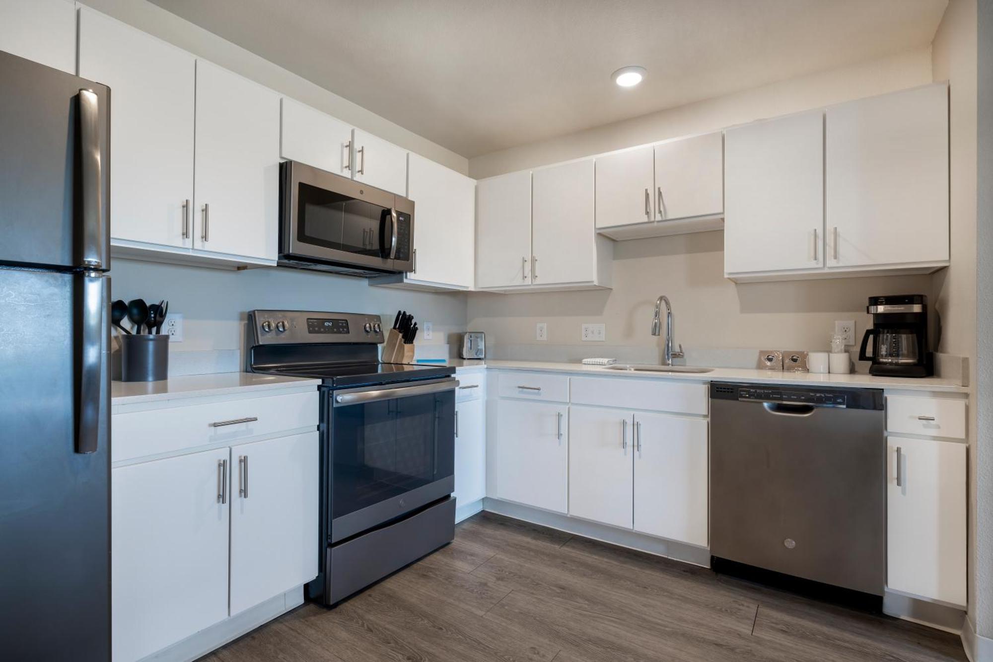 Soka Suites Dallas - Las Colinas Irving Exteriör bild